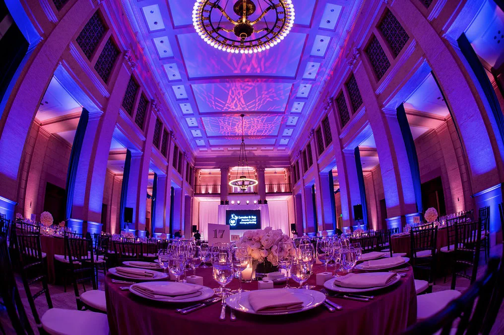 Multicolored pattern wash ceiling lighting