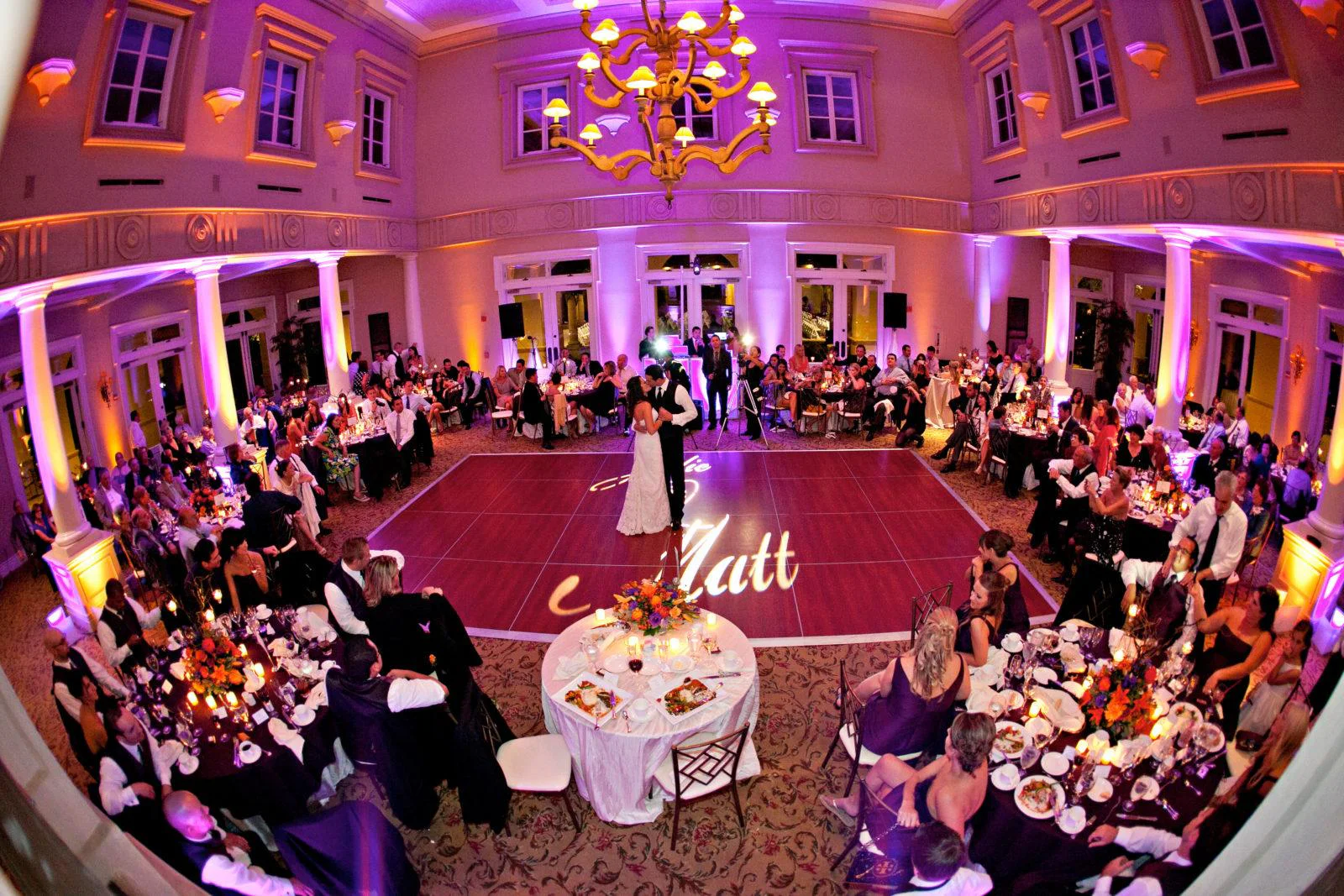 up lighting for first dance at wedding